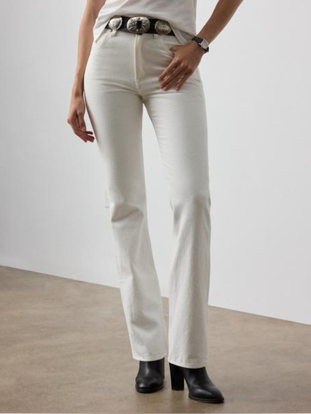 LRL Lauren Ralph Lauren White Relaxed Boot Cut Flare Jeans Size 10